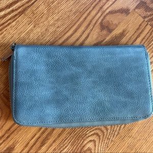 Thirty one wallet
